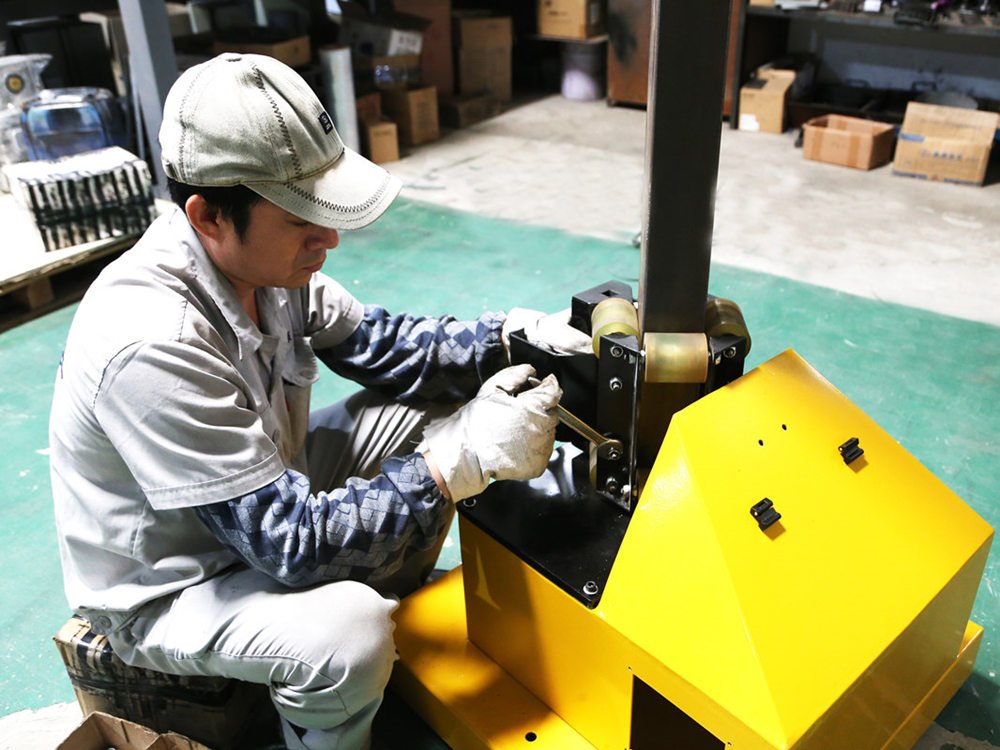 E-coating Line Factory and workers (2)
